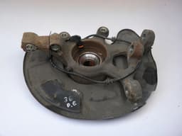 MERCEDES-BENZ A2043323401 A2213370245 Wheel bearing housing front right MERCEDES-BENZ C-CLASS (W204) (2007-2013) — thumbnail 1