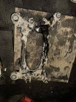 BMW Rear axle Beam BMW X1 (E84) (2009-2015) — thumbnail 1