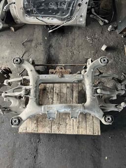 BMW Rear Axle Complete BMW 5 GRAN TURISMO (F07) (2009-2017) — thumbnail 1