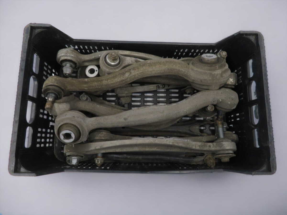 MERCEDES-BENZ A2043500553 A2053506503 A2043500653 A2053506603 A2043502106 A2043502206 A2043501506 A2053506103 A2043501606 A2053506203 Rear axle Track Control Arm Upper right MERCEDES-BENZ C-CLASS (W204) (2007-2013)