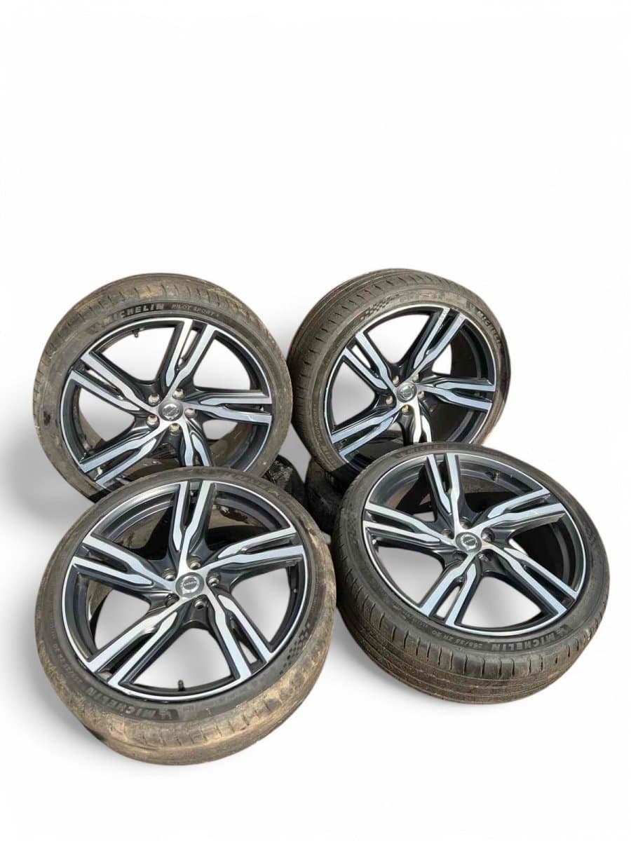 VOLVO 31660195 32243977 Rim set With Tyres 4 pcs VOLVO S90 / V90 (2016-)