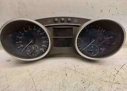 MERCEDES-BENZ Instrument Cluster MERCEDES-BENZ GL-CLASS (X164) (2006-2012) — thumbnail 1