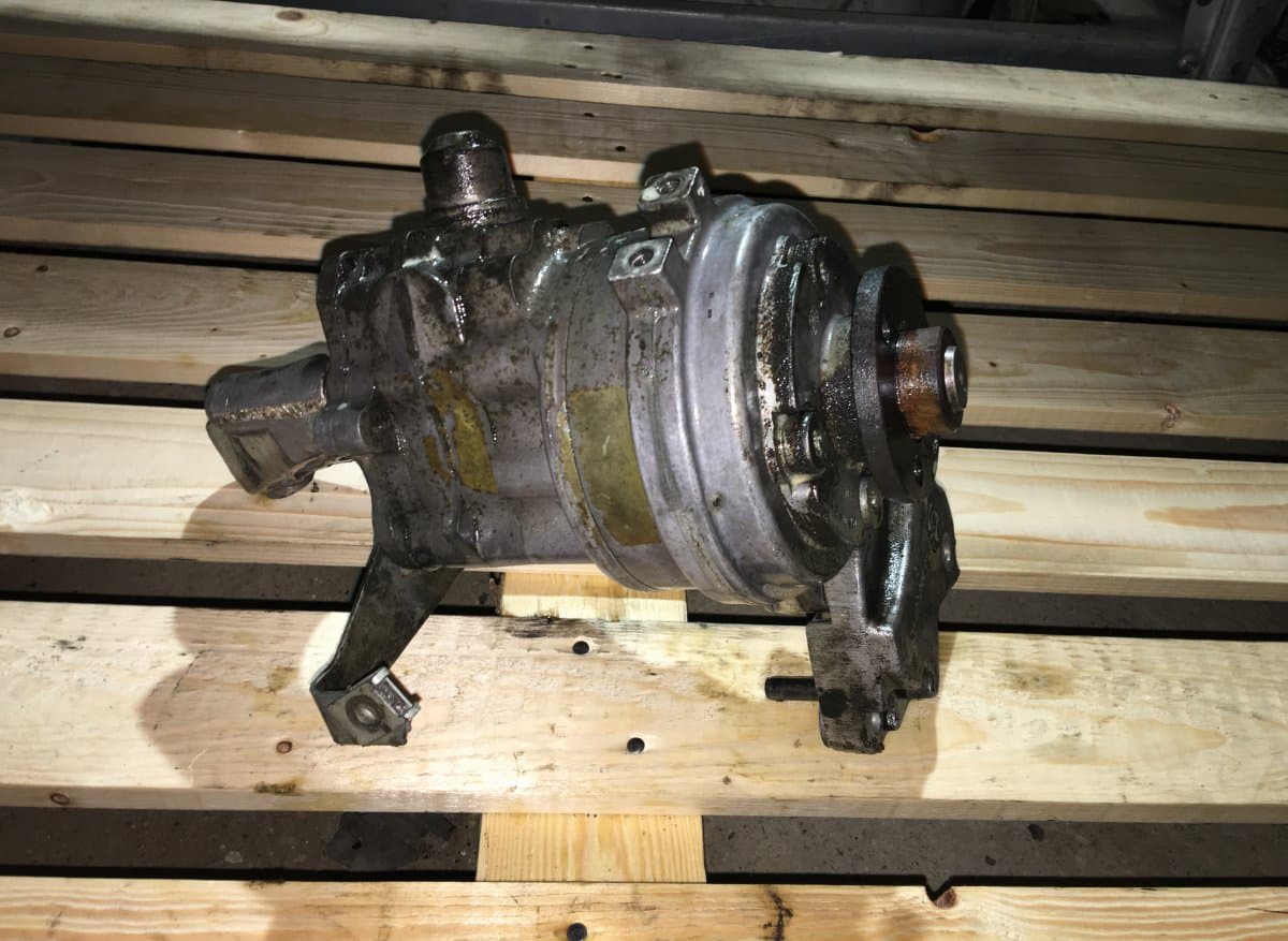 BMW Power steering pump BMW 7 (E65, E66) (2001-2009)