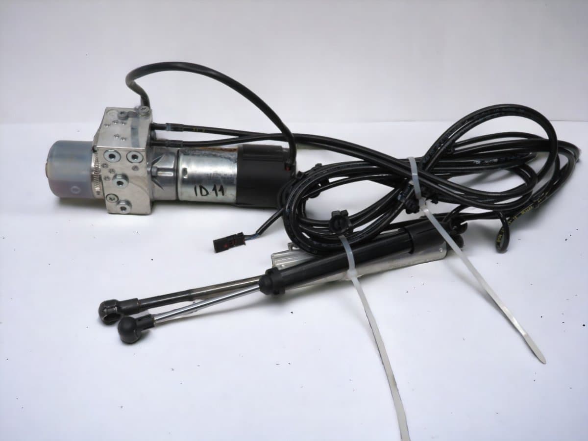 MERCEDES-BENZ A1648003148 A1648004148 A1648002348 Power bootlid / tailgate motor MERCEDES-BENZ GL-CLASS (X164) (2006-2012)