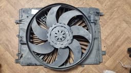 MERCEDES-BENZ Radiator Fan Electric MERCEDES-BENZ E-CLASS Coupe (C207) (2009-2016) — thumbnail 1