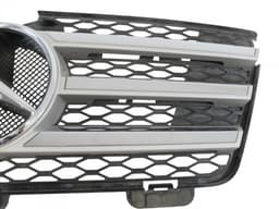 MERCEDES-BENZ A1648880641 A1648801885 A1648801485 A1648880040 A1648880823 A16488014859776 A1648801485 Radiator Grille MERCEDES-BENZ GL-CLASS (X164) (2006-2012) — thumbnail 3