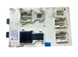 MERCEDES-BENZ 28509995 28507029 28610731 Fuse box MERCEDES-BENZ VITO / V-CLASS (W447) (2014-) — thumbnail 2