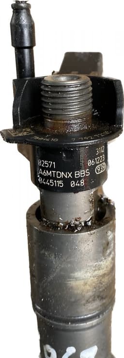 BMW Fuel Injector BMW 5 (E60, E61) (2003-2010) — thumbnail 5