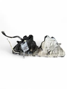 BMW 16117268032 Fuel Tank BMW 5 (F10, F11) (2010-2017) — thumbnail 1