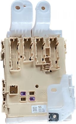 TOYOTA Fuse box TOYOTA COROLLA XI (E170, E180) (2013-2018) — thumbnail 1