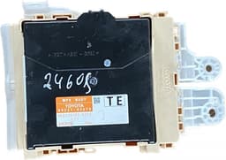 TOYOTA Fuse box TOYOTA COROLLA XI (E170, E180) (2013-2018) — thumbnail 2