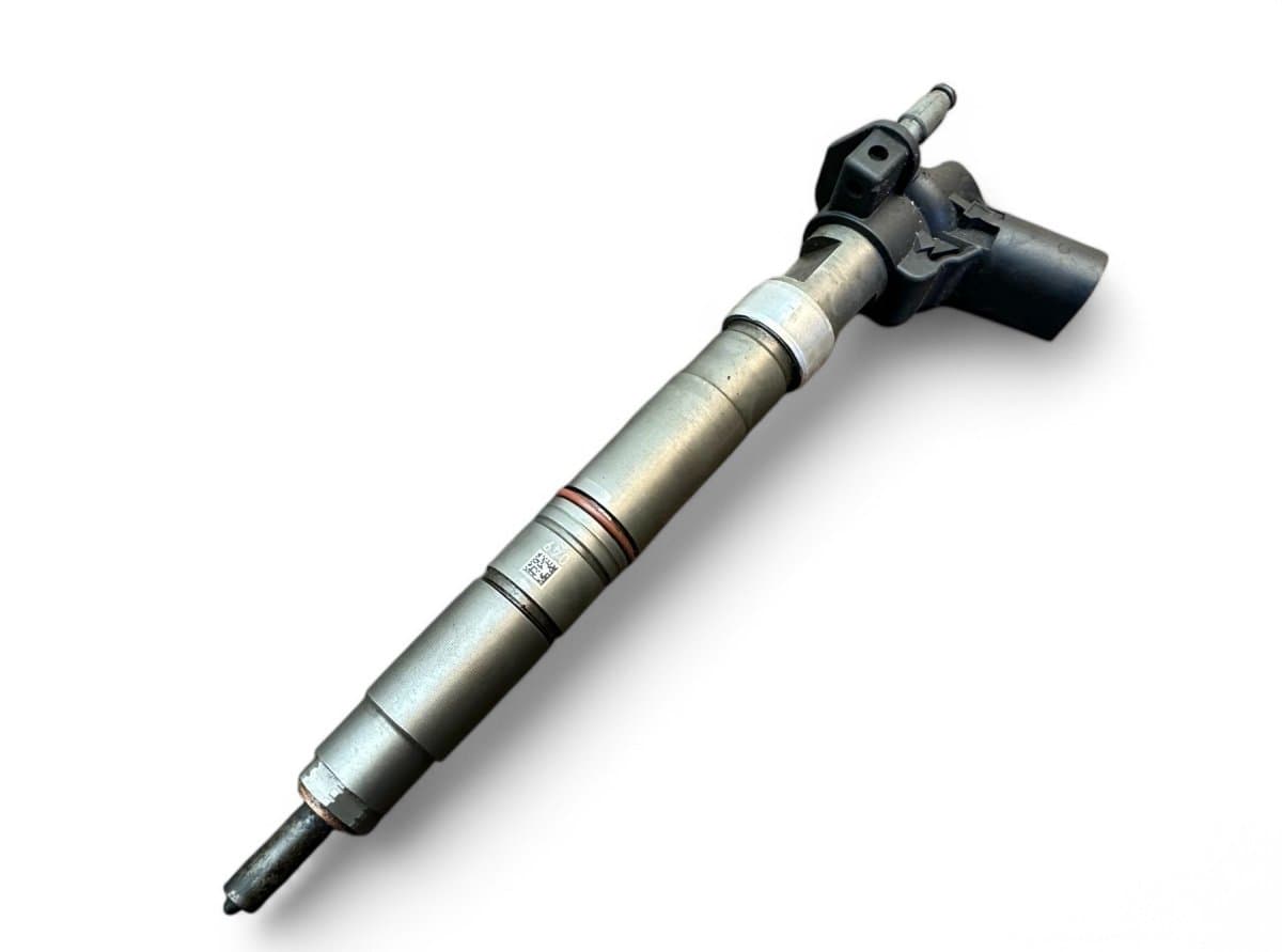03L130277C Fuel Injector VW TRANSPORTER T5 / MULTIVAN (7H, 7E, 7J) (2003-2015)