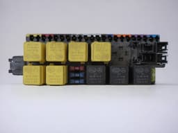 MERCEDES-BENZ A2305454432 A2305453832 A2305454832 Fuse box MERCEDES-BENZ SL-CLASS (R230) (2001-2012) — thumbnail 5