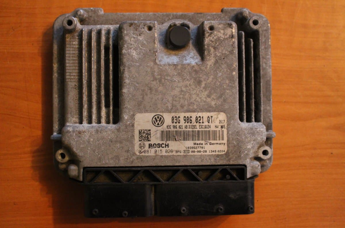 SKODA 0281015026 Engine Control Unit / module (ECU) SKODA SUPERB II (3T4, 3T5) (2008-2015)