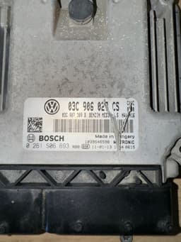 VW 03C906027CS 0261S06693 03C907309B 03C906027CS1T0 Engine Control Unit / module (ECU) VW TOURAN (1T3) (2010-2015) — thumbnail 3