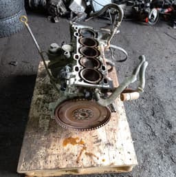 VOLVO B5254T3 Engine Cylinder Block VOLVO S40 / V50 / C30 / C70 (MS, MW) (2004-2012) — thumbnail 1
