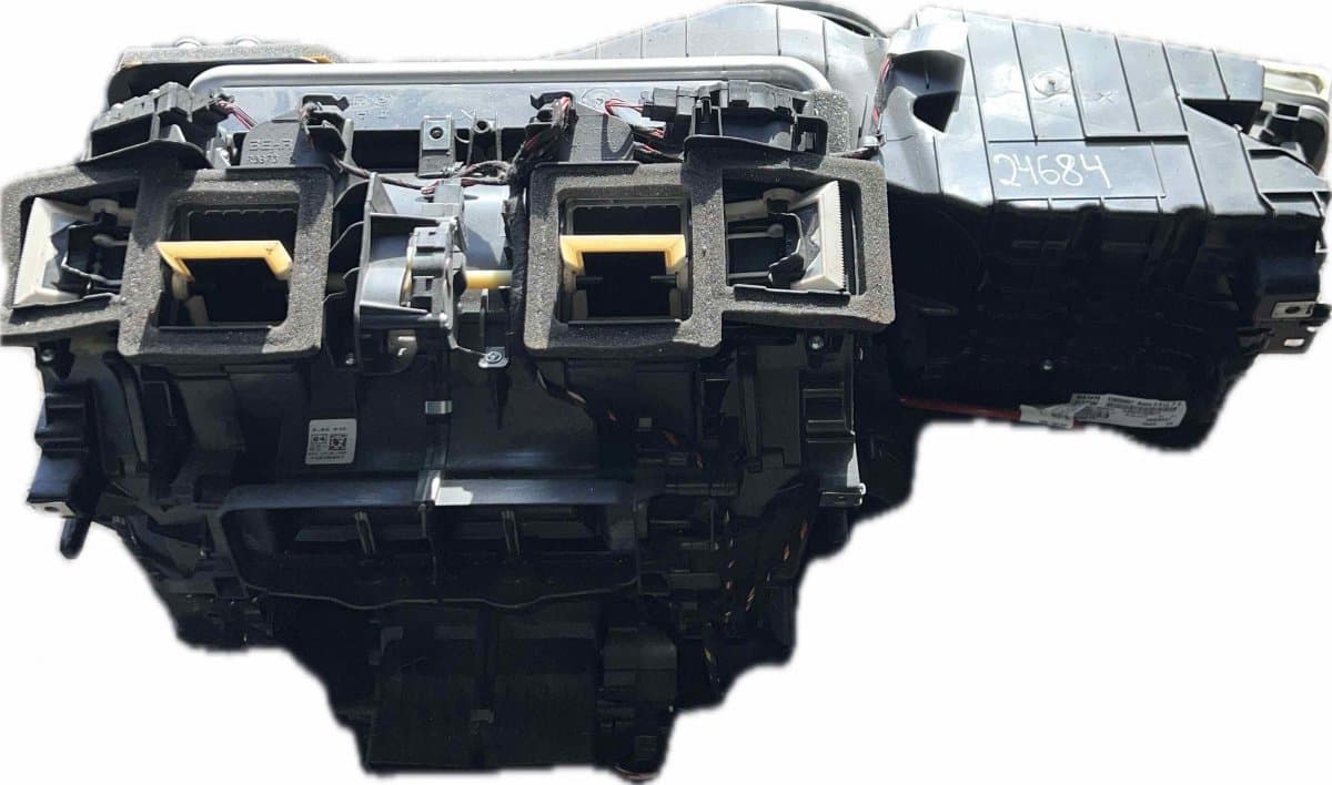 BMW Evaportator housing BMW 5 (F10, F11) (2010-2017)