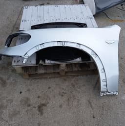 BMW 51657222995 Fender Front Left BMW X5 (E70) (2007-2013) — thumbnail 1