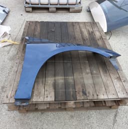 VOLVO Fender Front Right VOLVO S60 II / V60 I (2010-2018) — thumbnail 1