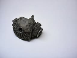 MERCEDES-BENZ A2213310705 2213310705 A2213301602 2213301602 A2213307300 2213307300 A2213308900 2213308900 Front axle Differential MERCEDES-BENZ E-CLASS (W212) (2009-2016) — thumbnail 2