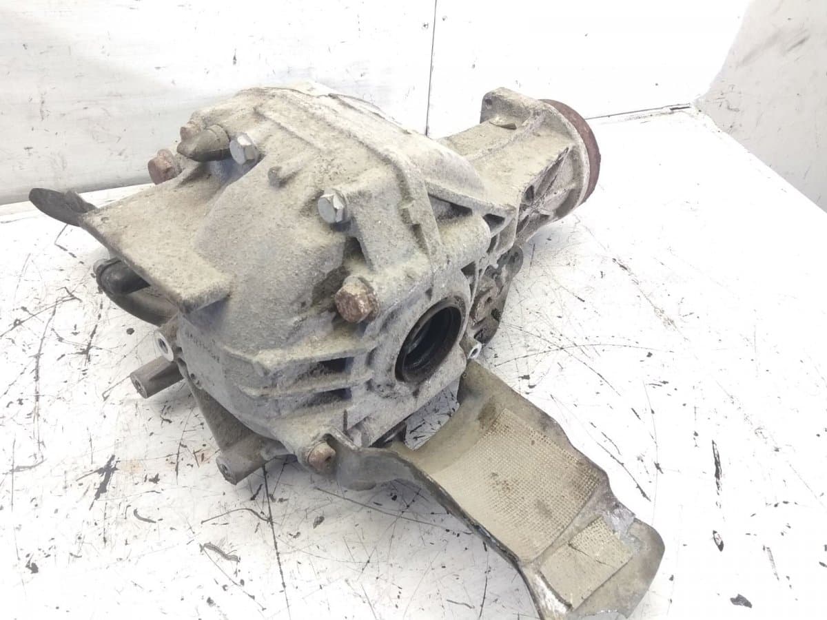 AUDI Front axle Differential AUDI A8 (4E) (2002-2010)