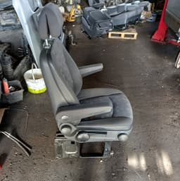 MERCEDES-BENZ Front seat left MERCEDES-BENZ VITO / VIANO (W639) (2003-2014) — thumbnail 3