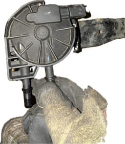 VOLVO Fuel Filter / Holder VOLVO S60 II / V60 I (2010-2018) — thumbnail 4