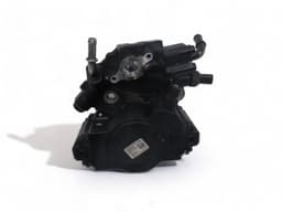 MERCEDES-BENZ A6510700101 6510700101 A6510702001 A6510702701 Fuel injection pump, diesel MERCEDES-BENZ E-CLASS (W212) (2009-2016) — thumbnail 1