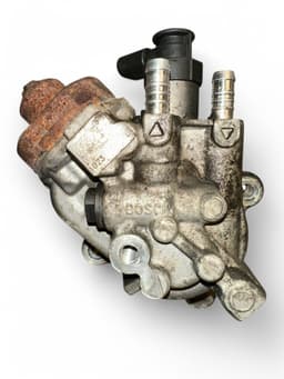 BMW 0445010519 782345204 0445110289 779844605 0986435179 781288103 0445214182 0281002738 Fuel injection pump, diesel BMW 3 (E90, E91, E92, E93) (2005-2011) — thumbnail 1