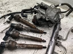 BMW Fuel injection pump, diesel BMW X3 (F25) (2010-2017) — thumbnail 2
