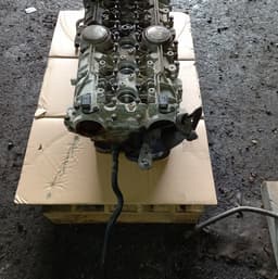 VOLVO 8252302 8250509 8670149 30646226 30646225 Cylinder Head VOLVO S40 / V50 / C30 / C70 (MS, MW) (2004-2012) — thumbnail 2