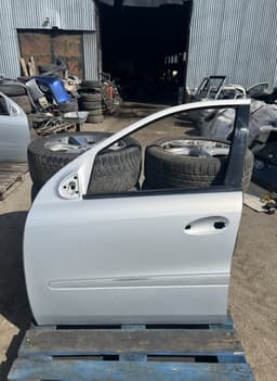 MERCEDES-BENZ Door Front Left MERCEDES-BENZ GL-CLASS (X164) (2006-2012) — thumbnail 1