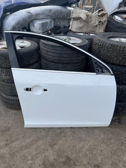 VOLVO Door Front Right VOLVO S60 II / V60 I (2010-2018) — thumbnail 1