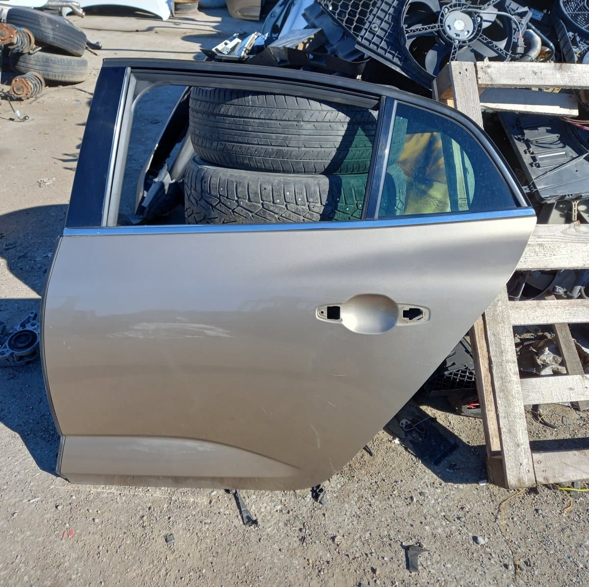 821018343R Door Rear Left RENAULT MEGANE IV (B9A/M) (2015-)