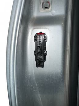 MERCEDES-BENZ A2057300205 Door Rear Right MERCEDES-BENZ C-CLASS (W205) (2013-2021) — thumbnail 4