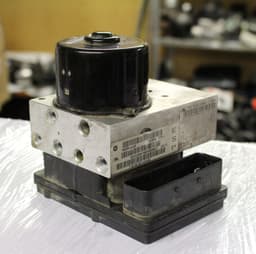 JEEP ABS hydraulic unit / pump JEEP GRAND CHEROKEE III (WH) (2005-2010) — thumbnail 1