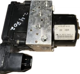 MERCEDES-BENZ ABS hydraulic unit / pump MERCEDES-BENZ C-CLASS (W204) (2007-2013) — thumbnail 3