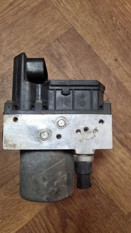 TOYOTA 895410F010 ABS hydraulic unit / pump TOYOTA COROLLA Verso II (AR10) (2004-2009) — thumbnail 2