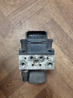 TOYOTA 895410F010 ABS hydraulic unit / pump TOYOTA COROLLA Verso II (AR10) (2004-2009) — thumbnail 1