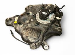 AUDI 4G0131969H 4G0131879C 4G0131879F 4G0131969J AdBlue tank AUDI A6 / A6 ALLROAD (C7, 4G) (2010-2018) — thumbnail 5