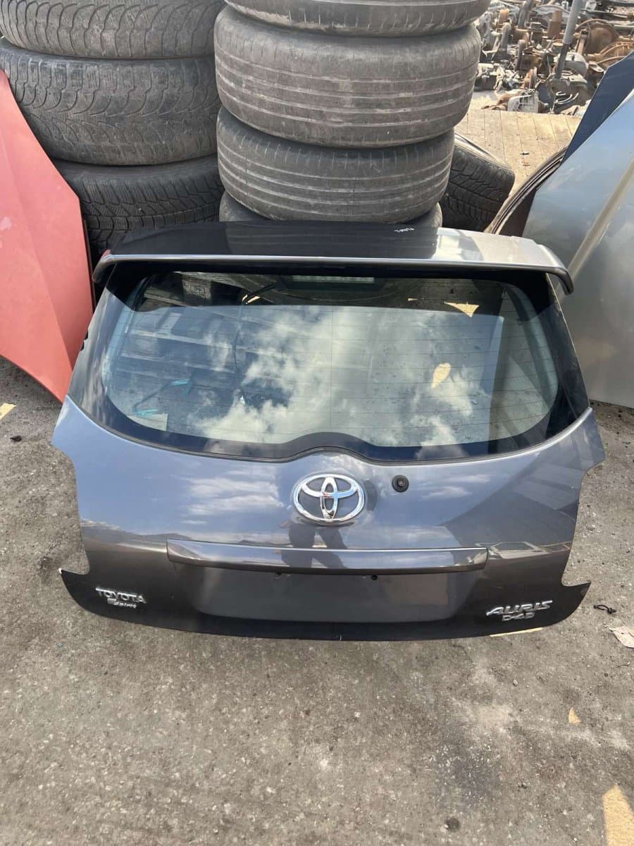 Bootlid / tailgate with rear window TOYOTA AURIS (E15) (2006-2012)
