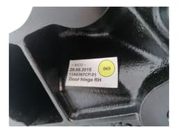 MCLAREN McLaren 570S Spider DOOR HINGE BRAKE 13A6367CP — thumbnail 5