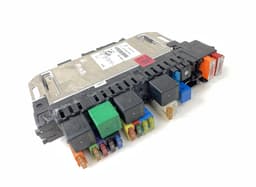 MERCEDES-BENZ 10091518 Fuse box MERCEDES-BENZ SL-CLASS (R230) (2001-2012) — thumbnail 1