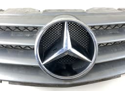 MERCEDES-BENZ A2308800583 Radiator Grille MERCEDES-BENZ SL-CLASS (R230) (2001-2012) — thumbnail 3