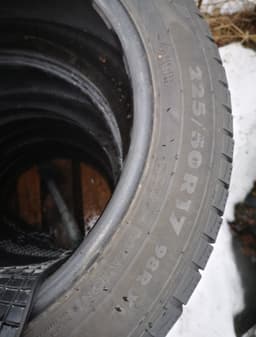 VOLVO Tyre 4 pcs VOLVO S40 / V50 / C30 / C70 (MS, MW) (2004-2012) — thumbnail 3