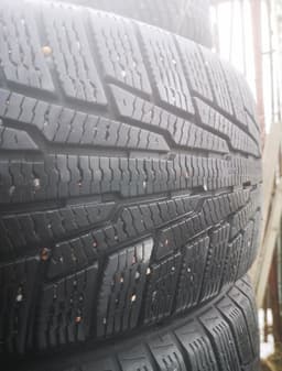 VOLVO Tyre 4 pcs VOLVO S40 / V50 / C30 / C70 (MS, MW) (2004-2012) — thumbnail 2