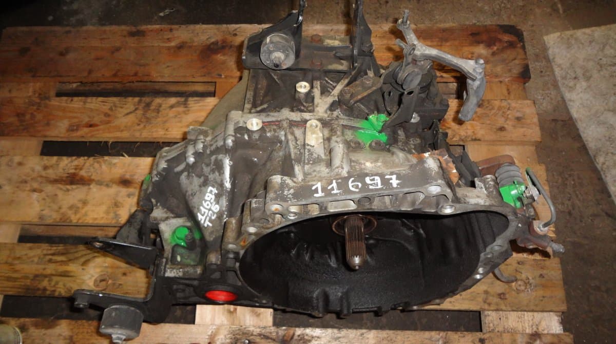TOYOTA Gearbox TOYOTA AVENSIS (T250) (2003-2008)