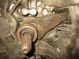 TOYOTA Gearbox TOYOTA AVENSIS (T270) (2009-2018) — thumbnail 3