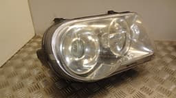 CHRYSLER Headlight right CHRYSLER 300C I (2004-2010) — thumbnail 2
