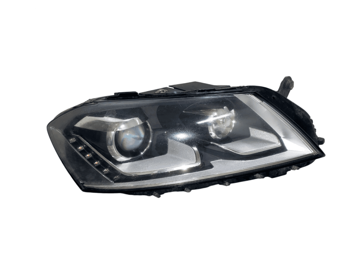 VW 90005333 Headlight right VW PASSAT B7 / ALLTRACK (2010-2015)